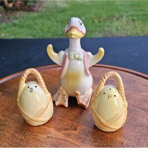 Vtg Anthropomorphic 3 Piece Duck w Eggs Salt and Pepper Shakers Japan